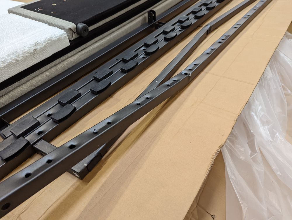 Lot of 5 x Dusk items grade-BER Spares or repair RRP £1720.00