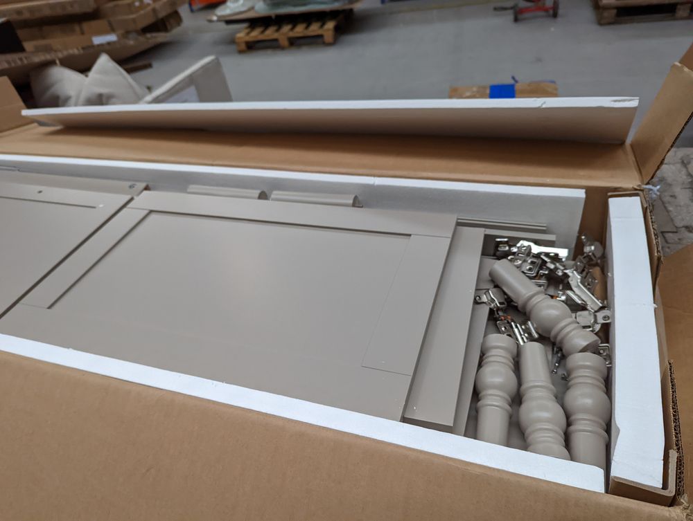 Lot of 6 x Dusk Furniture Items for Spares or Repair inc 2 x Sofa Beds (ref DUS-APM-A-13184) Total RRP £1616