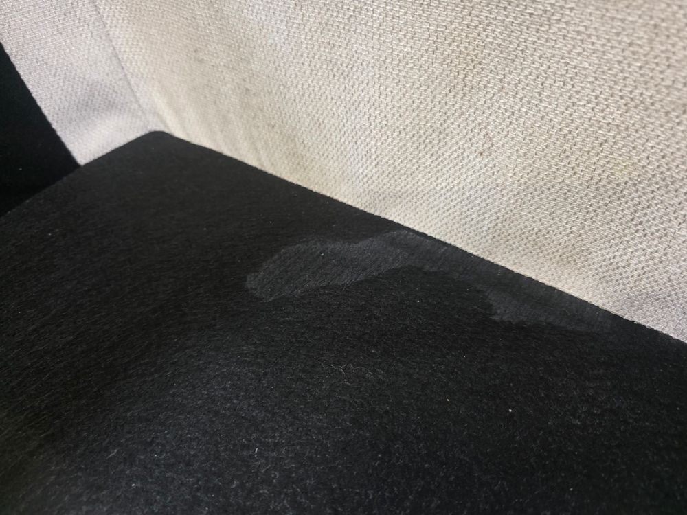 Lot of 2 x Dusk Items inc Upholstery for Spares or Repair (ref DUS-APM-A-13521) Total RRP £1148