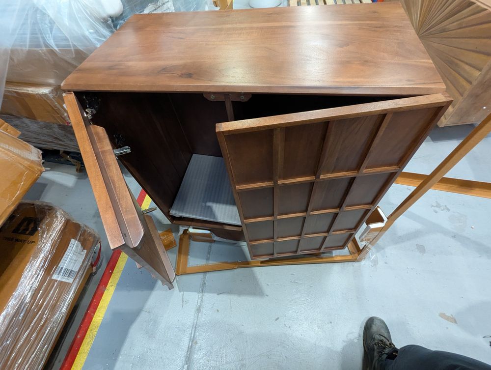 Lot of 4 x Swoon items grade-BER Spares or repair RRP £2016.00