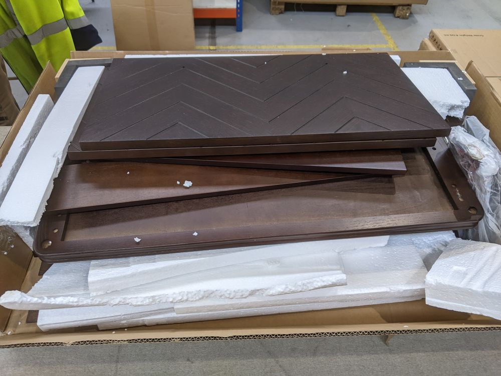 Lot of 16 x Dusk Items for Spares or Repair (ref DUS-APM-A-12628) Total RRP £1766