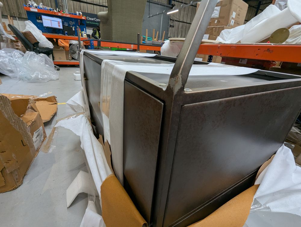 Lot of 4 x Swoon items grade-BER Spares or repair RRP £2696.00