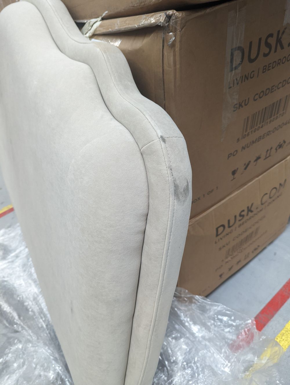 Lot of 4 x Dusk Items inc Beds for Spares or Repair (ref DUS-APM-A-12624) Total RRP £2146