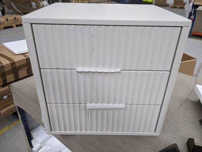 Lot of 16 x Dusk Items for Spares or Repair (ref DUS-APM-A-12628) Total RRP £1766