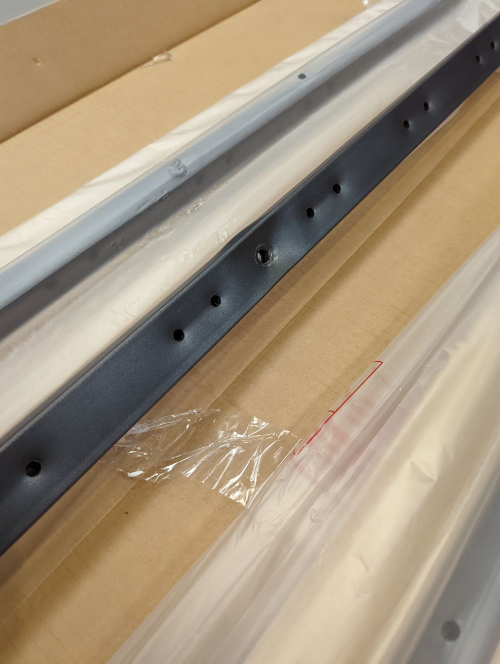 Lot of 5 x Dusk Items inc Beds for Spares or Repair (ref DUS-APM-A-12510) Total RRP £2655