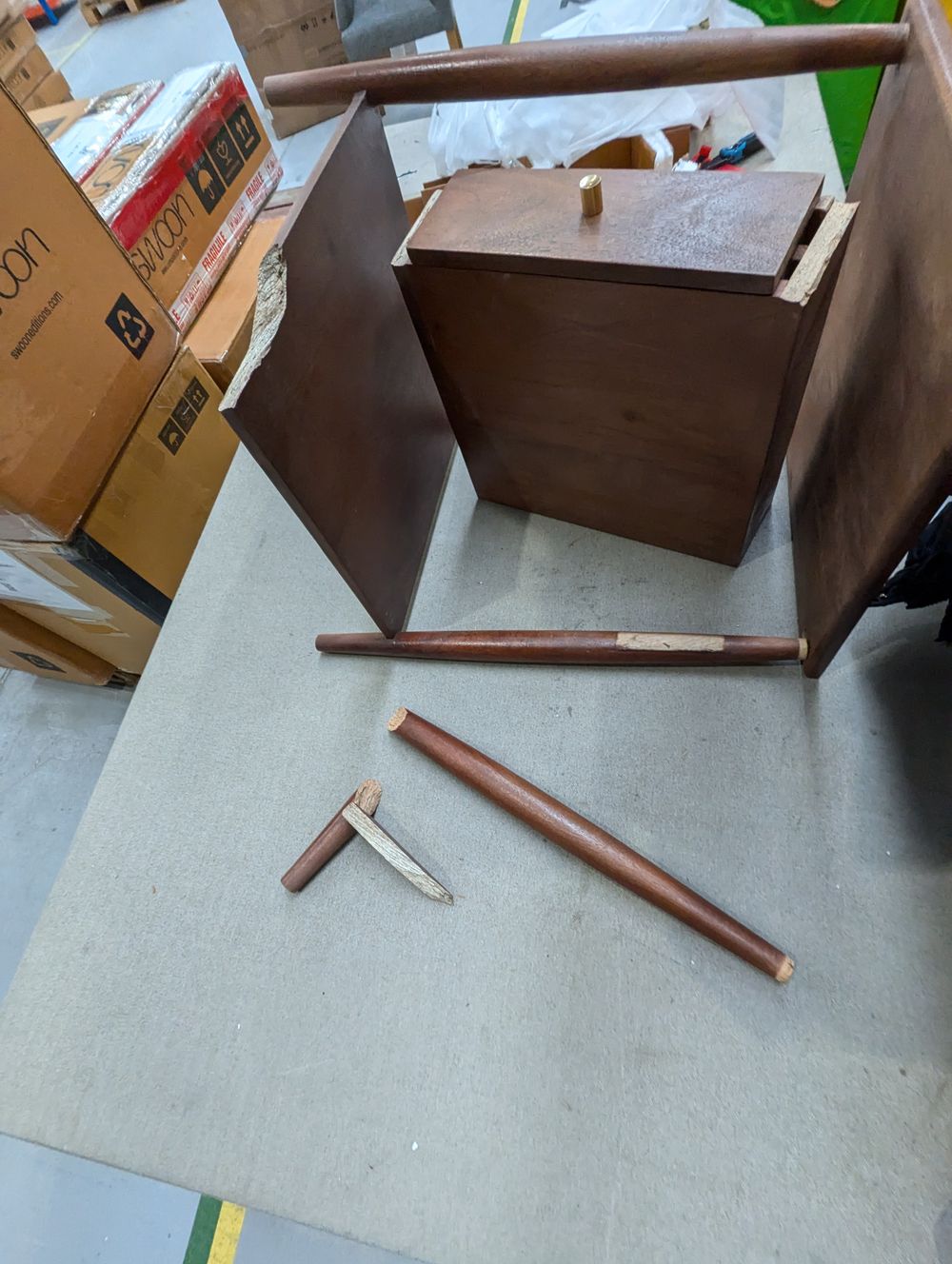 Lot of 6 x Swoon items grade-BER Spares or repair RRP £1484.00