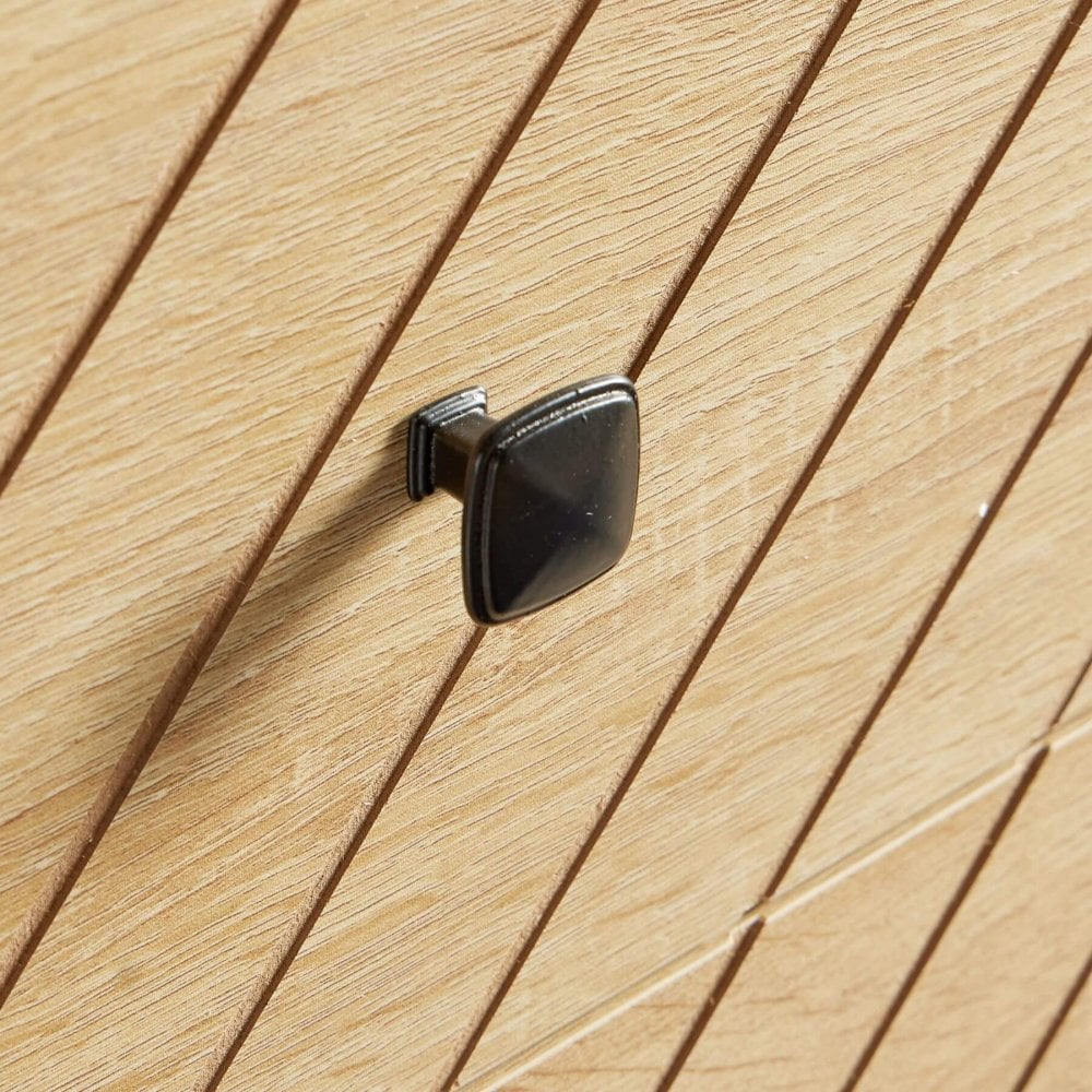 Lot of 8 x Big Furniture Warehouse Items with Faults (ref BFW-NEW-A-13826) Total RRP £959.92