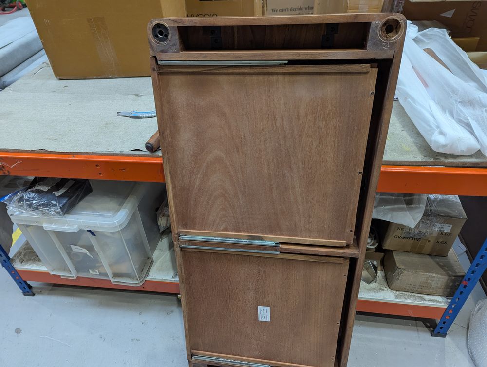 Lot of 4 x Swoon items grade-BER Spares or repair RRP £1926.00