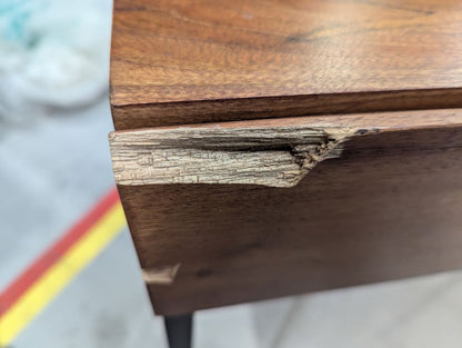 Lot of 5 x Swoon furniture items grade-BER Spares or repair RRP £1815.00