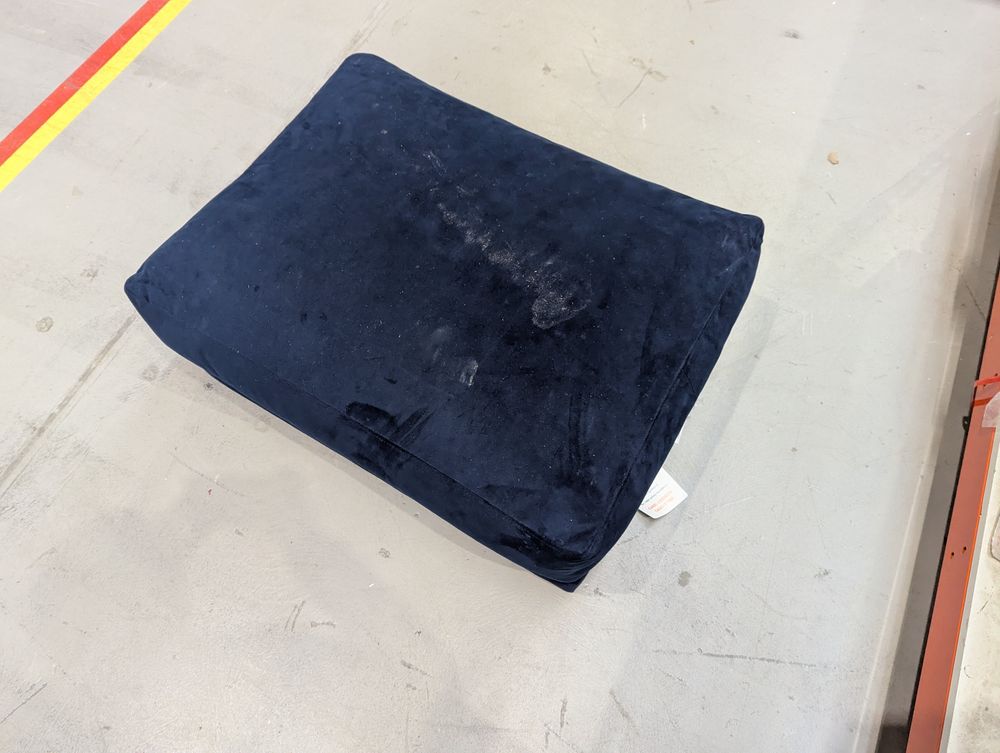 Lot of 4 x Swoon mixed furniture items grade-BER Spares or repair RRP £2056.00