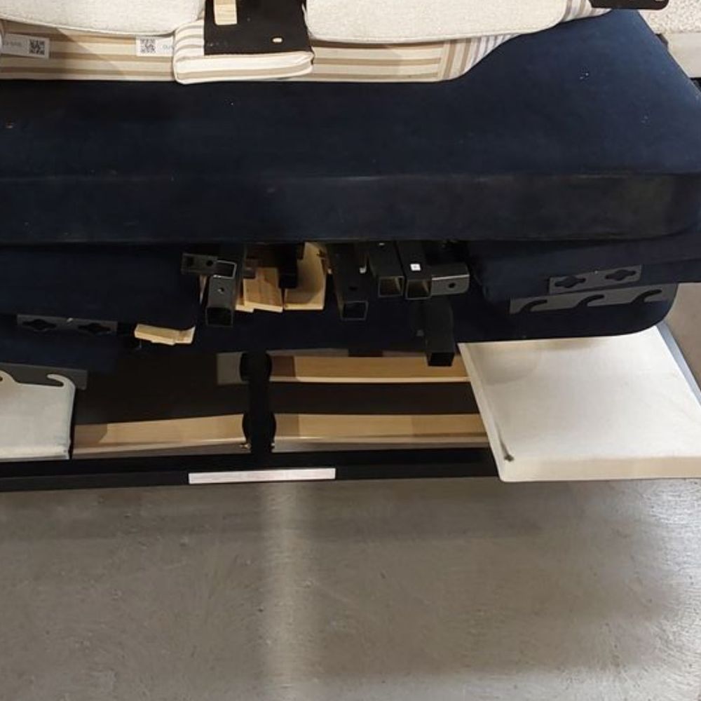Lot of 5 x Dusk Bed items grade-DOA Spares or repair RRP £1699.00