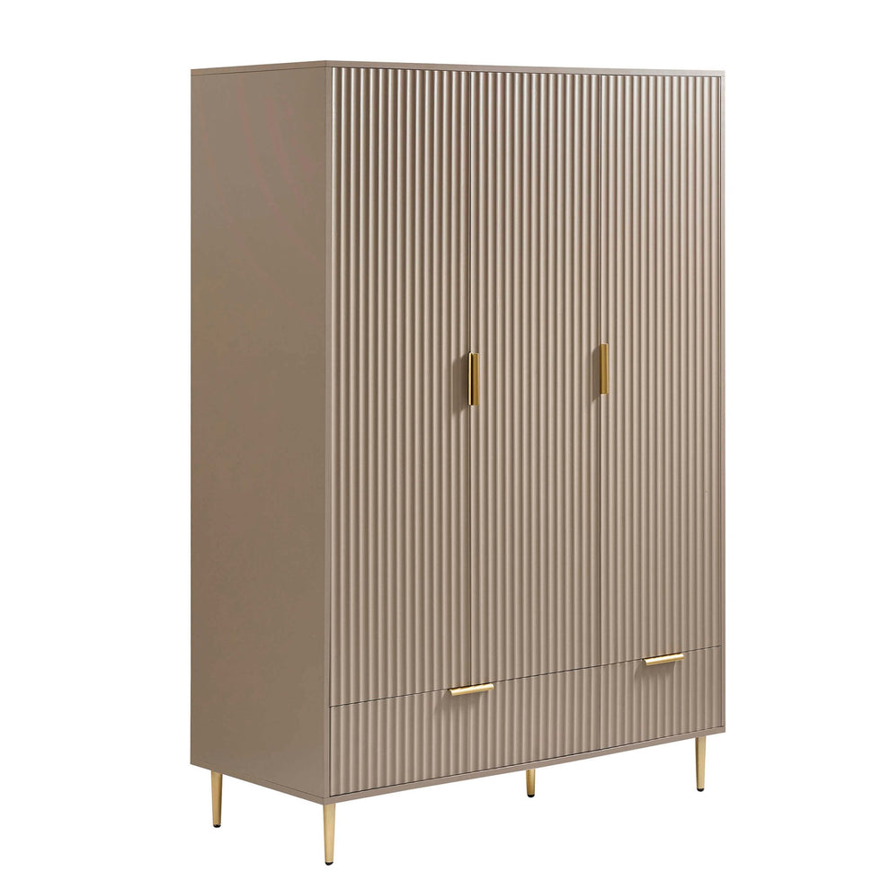 Lot of 8 x Dusk items grade-BER Spares or repair RRP £2352.00