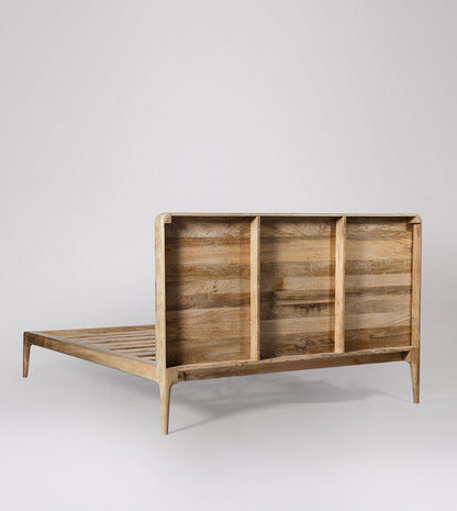 Lot of 3 x Swoon furniture items grade-BER Spares or repair RRP £1697.00