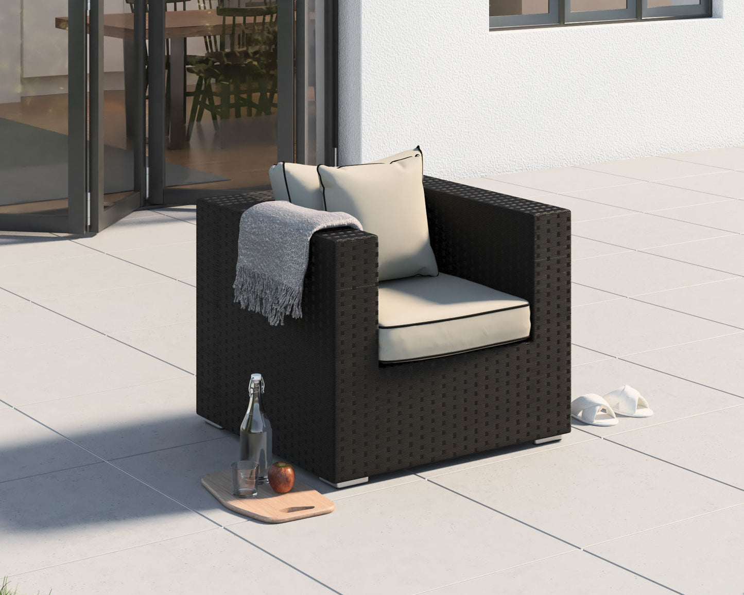 Grade-A Rattan Direct Ascot Black & Vanilla Outdoor Garden Armchair RRP £249