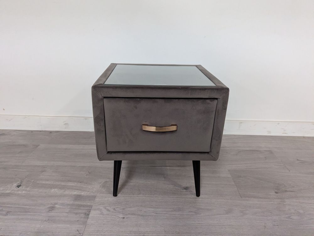 DRE-FUR-00149 Grade-B Dreams Ren Bedside Chest RRP £82.50