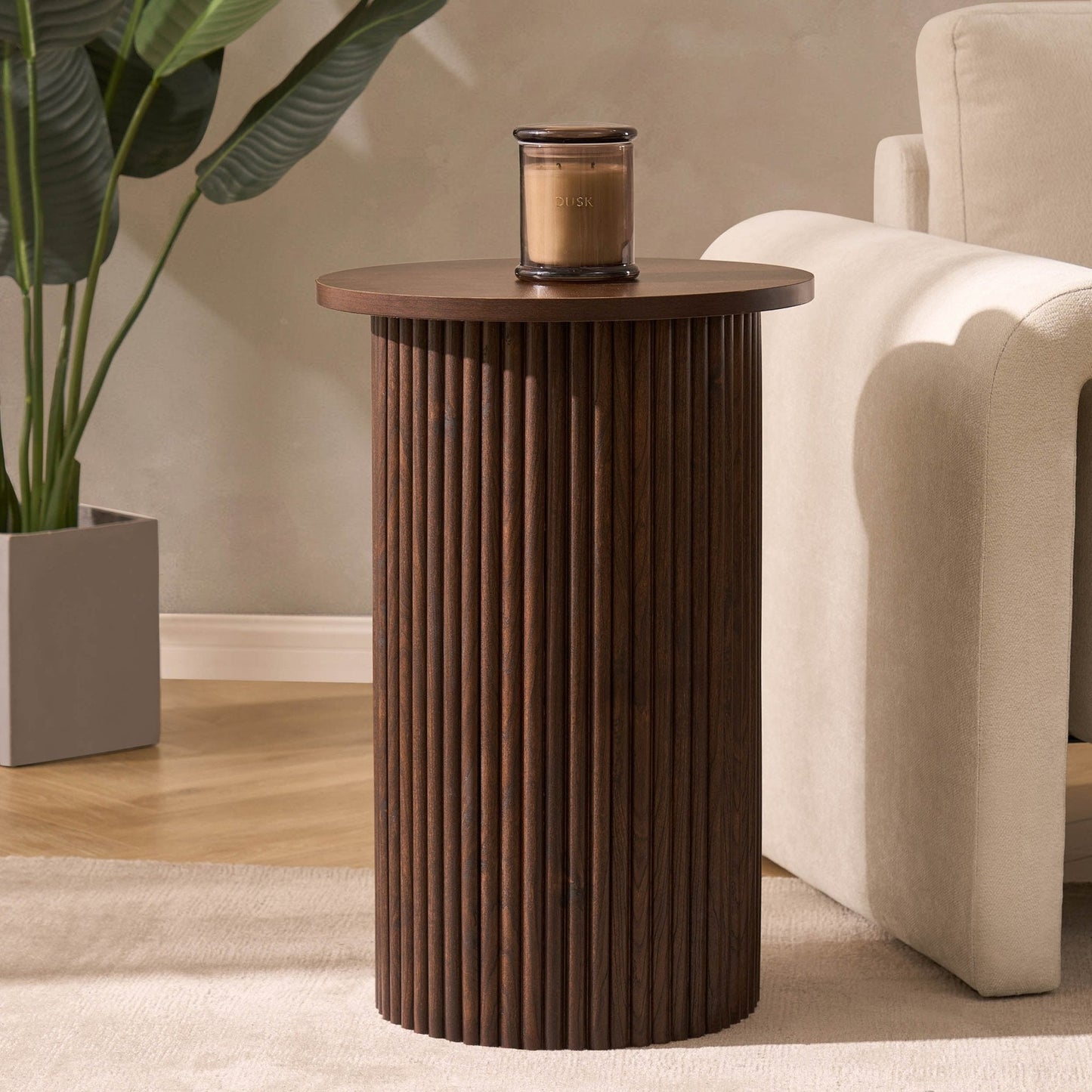 DUS-CC2-04369 Grade-B Dusk Hattie Round Pedestal Side Table - Walnut RRP £129.00