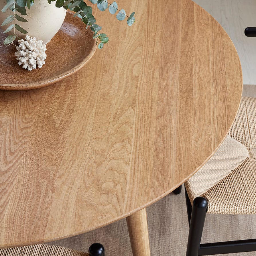 DUS-CC2-02925 Grade-B Dusk Heidi Solid Oak 4-6 Seater Round Dining Table - Natural RRP £399.00