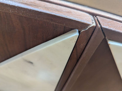 Lot of 3 x Swoon furniture items grade-BER Spares or repair RRP £1677.00