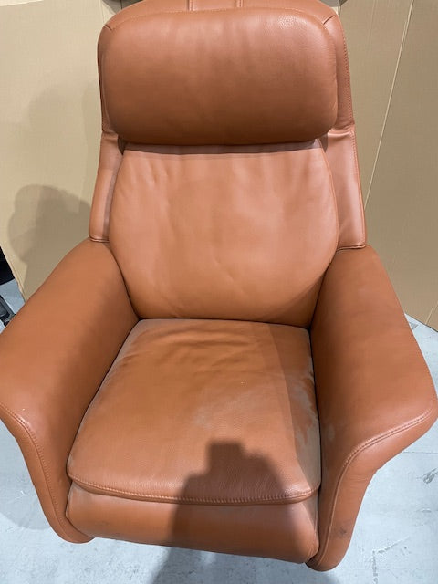 STR-NOR-00344 Grade-BER Stressless Sam Power Wood Sirius base assembl (03) in Noblesse Tigereye RRP £4759