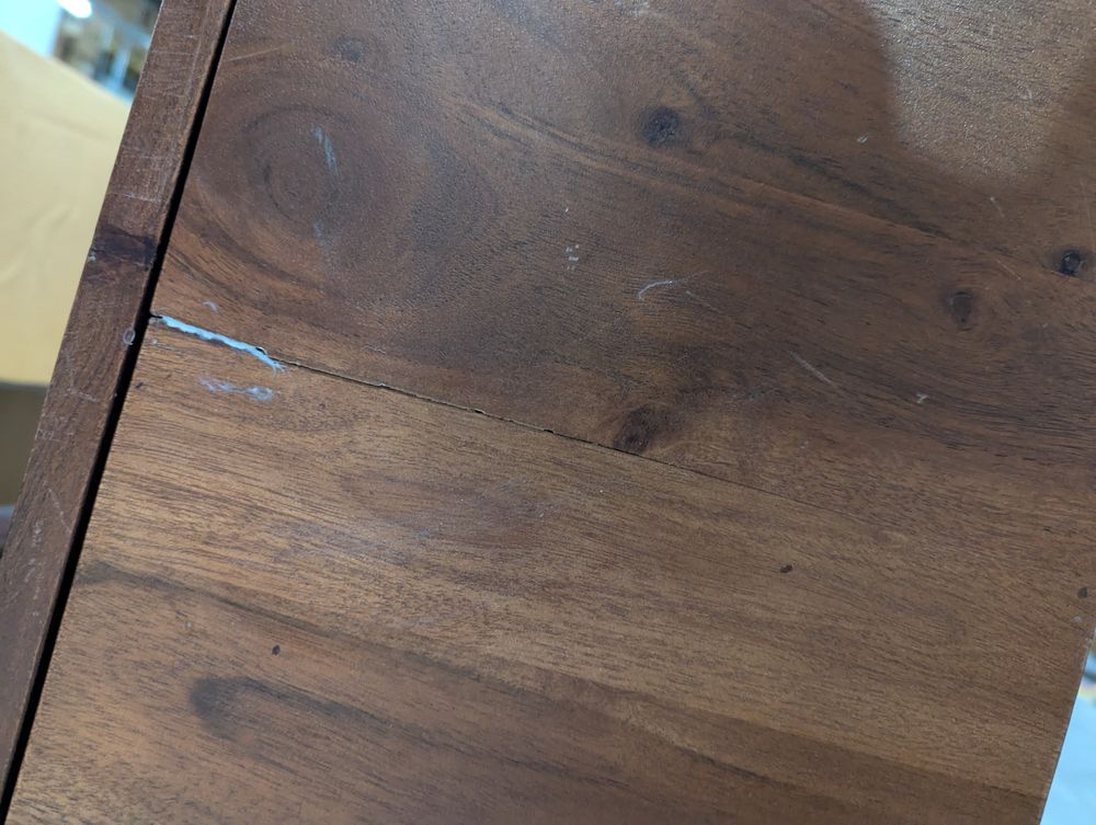 Lot of 2 x Swoon furniture items grade-BER Spares or repair RRP £1028.00