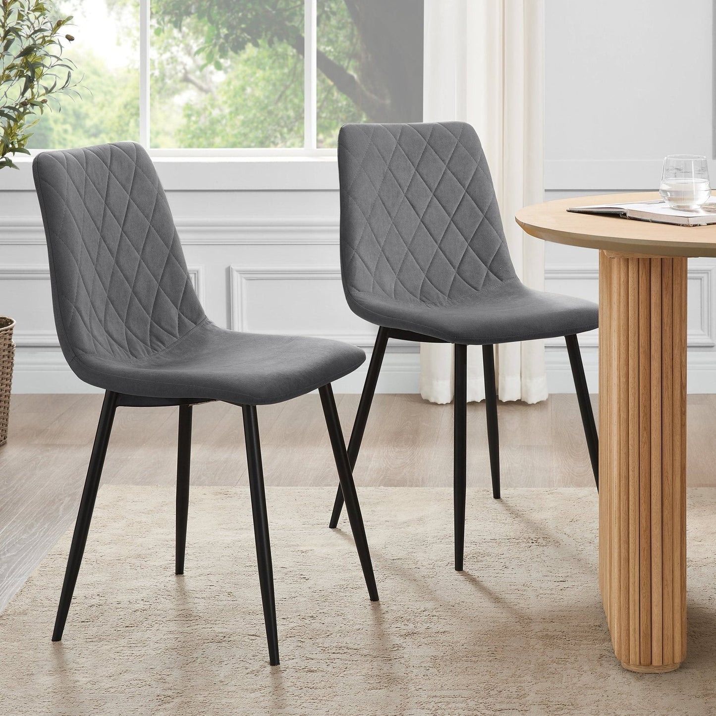 Lot of 4 x Dusk Items Chairs and Table for Spares or Repair (ref DUS-APM-A-12966) Total RRP £777
