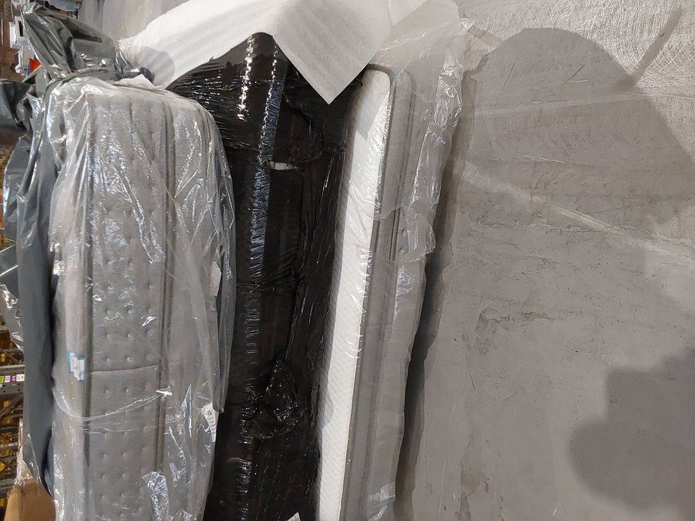 Lot of 3 x Dusk 4000 Mattresses Raw Unchecked Returns grade-DOA Spares or repair RRP £1317.00