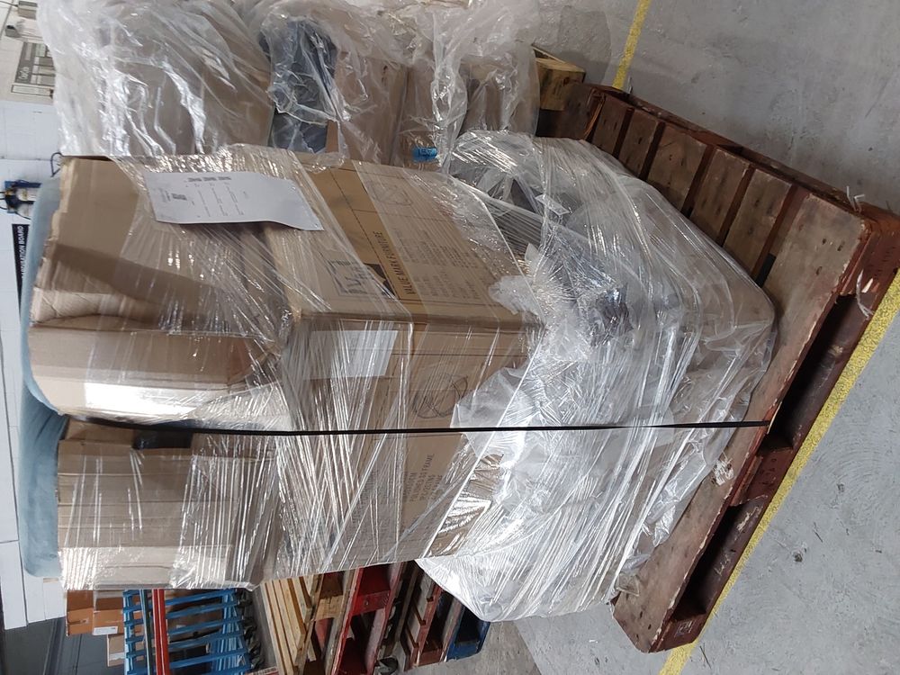 Lot of 2 x DFS items grade-DOA Spares or repair RRP £1898.00