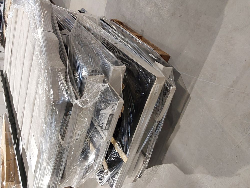 Lot of 7 x Dusk items grade-DOA Spares or repair RRP £2513.00