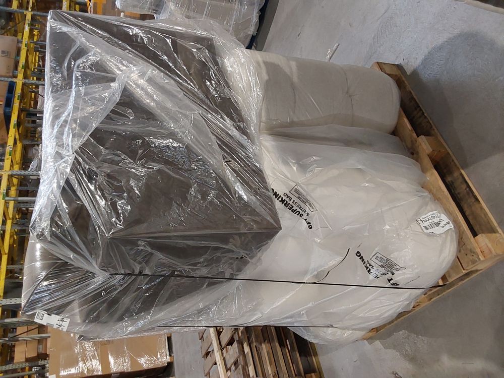 Lot of 3 x Dusk Items inc Upholstery for Spares or Repair (ref DUS-APM-A-13618) Total RRP £449.99