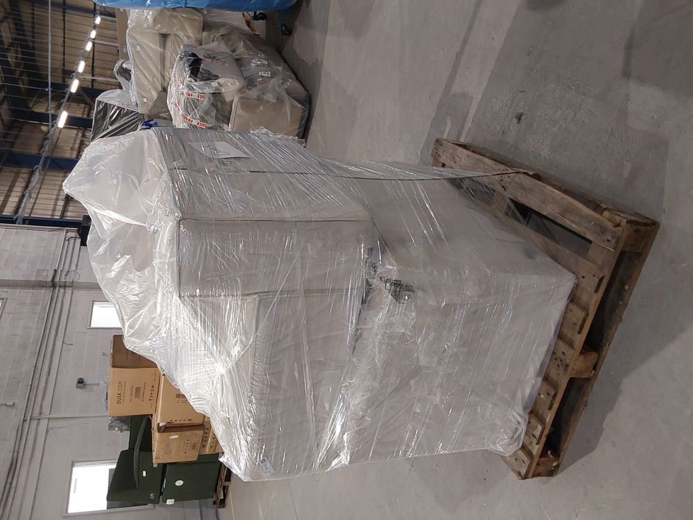 Lot of 3 x Dusk Items inc Upholstery for Spares or Repair (ref DUS-APM-A-13616) Total RRP £150