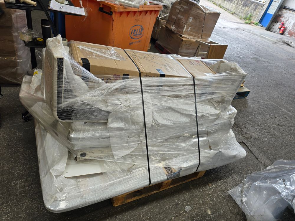 Lot of 4 x DFS Items for Spares or Repair (ref DFS-HO2-A-11483) Total RRP £4756