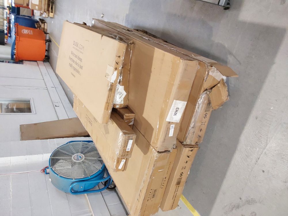 Lot of 8 x Dusk items grade-DOA Spares or repair RRP £1584.00