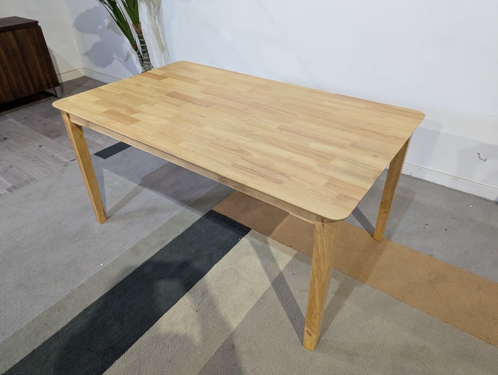 Lot of 2 x Big Furniture Warehouse items grade-C1 Good with faults RRP £527.99