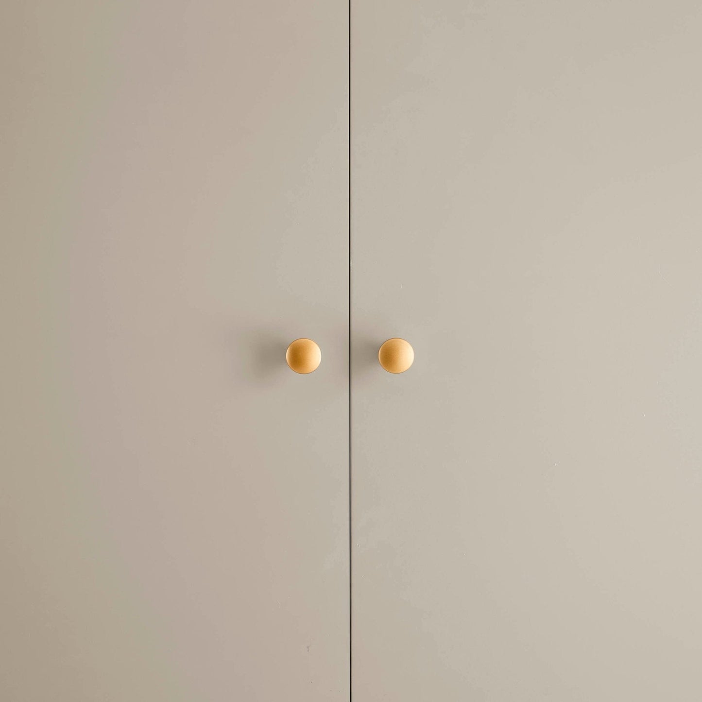 DUS-CC2-03998 Grade-B Dusk Poppy 2 Door Wardrobe with Drawer - Taupe RRP £269.00