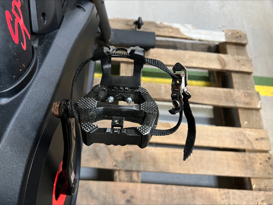 ECH-APM-01604 Grade-BER Echelon Sport-s Smart Connect Bike RRP £1099