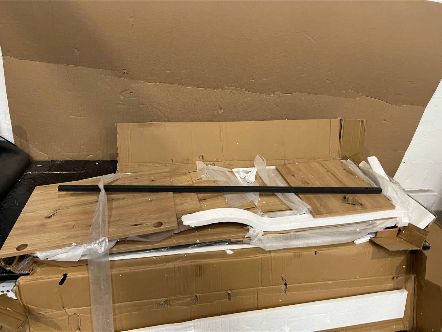 Lot of 10 x Dusk Furniture for Spares or Repair (ref DUS-GOL-A-13547) Total RRP £1406