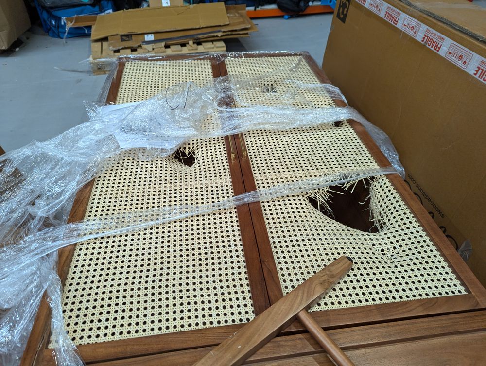 Lot of 4 x Swoon items grade-BER Spares or repair RRP £2696.00