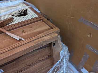 Lot of 4 x Swoon items grade-BER Spares or repair RRP £2696.00