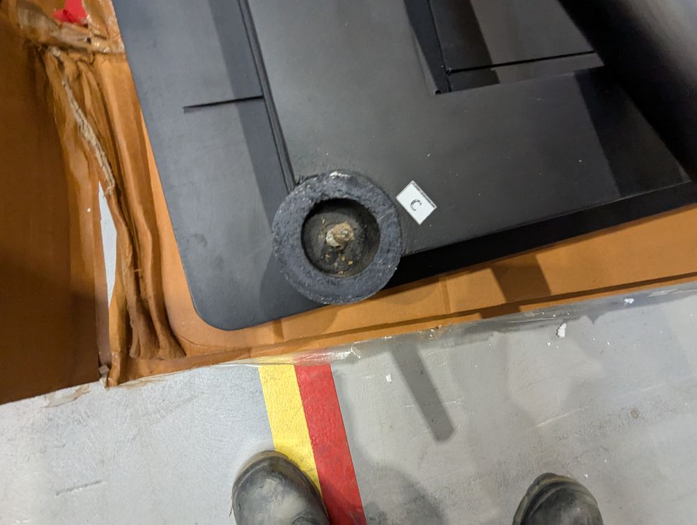 Lot of 4 x Swoon items grade-BER Spares or repair RRP £2116.00