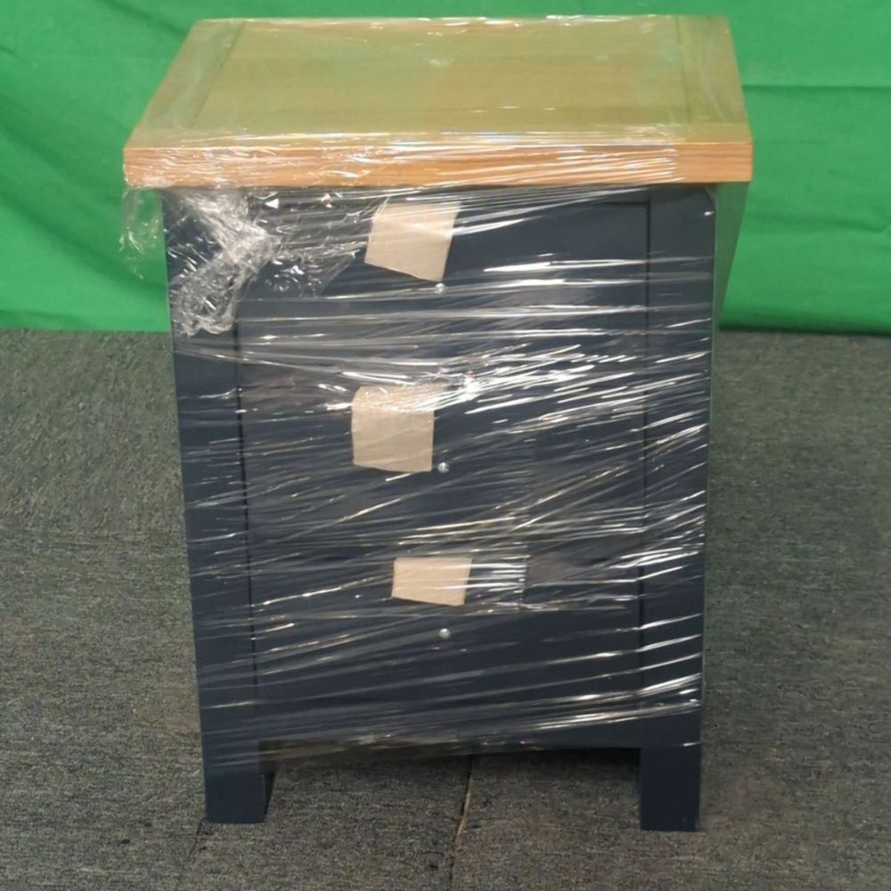 Lot of 14 x Roseland Furniture items grade-C1 Good with faults RRP £1879.30