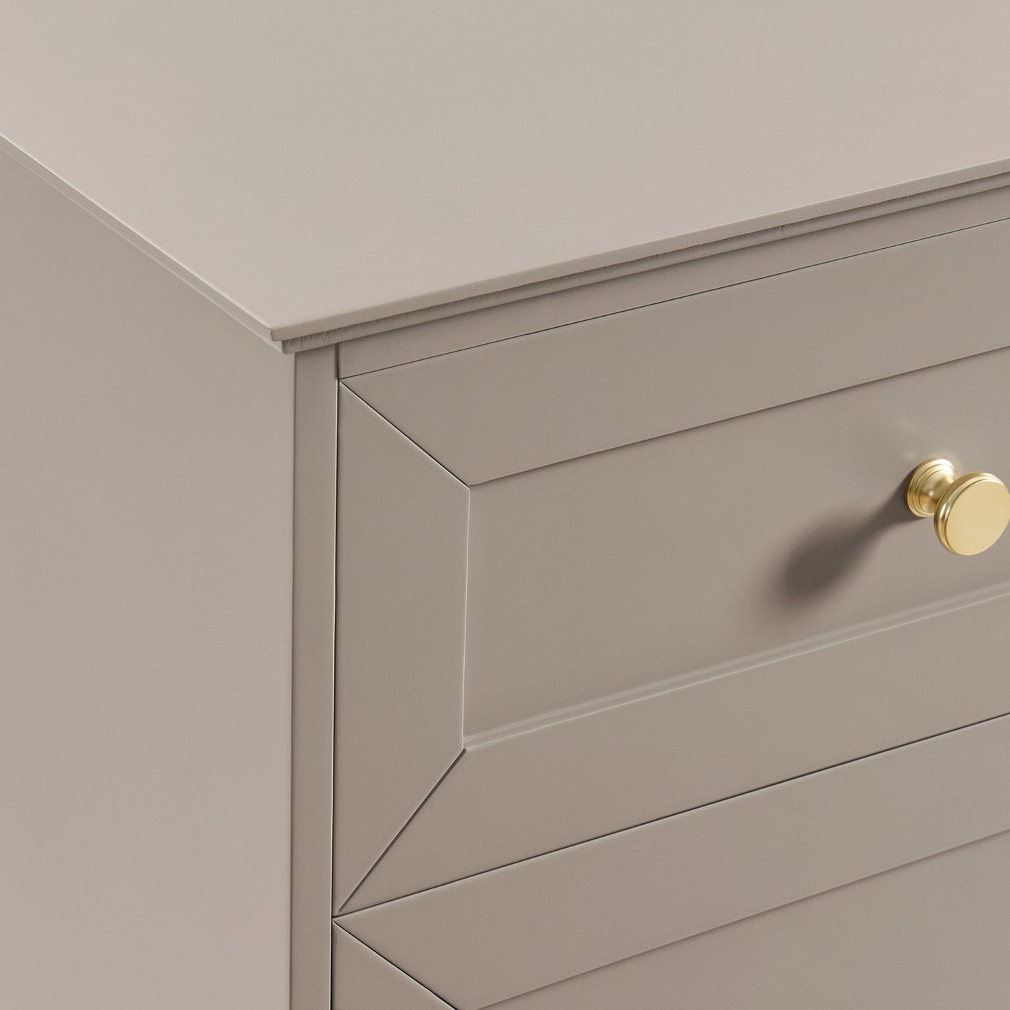 DUS-CC2-04732 Grade-B Dusk Ruby 3 Door Sideboard with Drawers - Taupe RRP £251.00