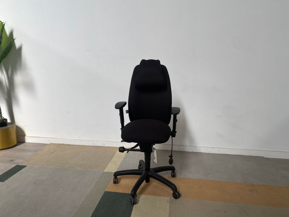 POS-CC2-00257 Grade-B Posturite Adapt 630 HB, Small Seat, Armrests, Neckrest - Black RRP £1327.20