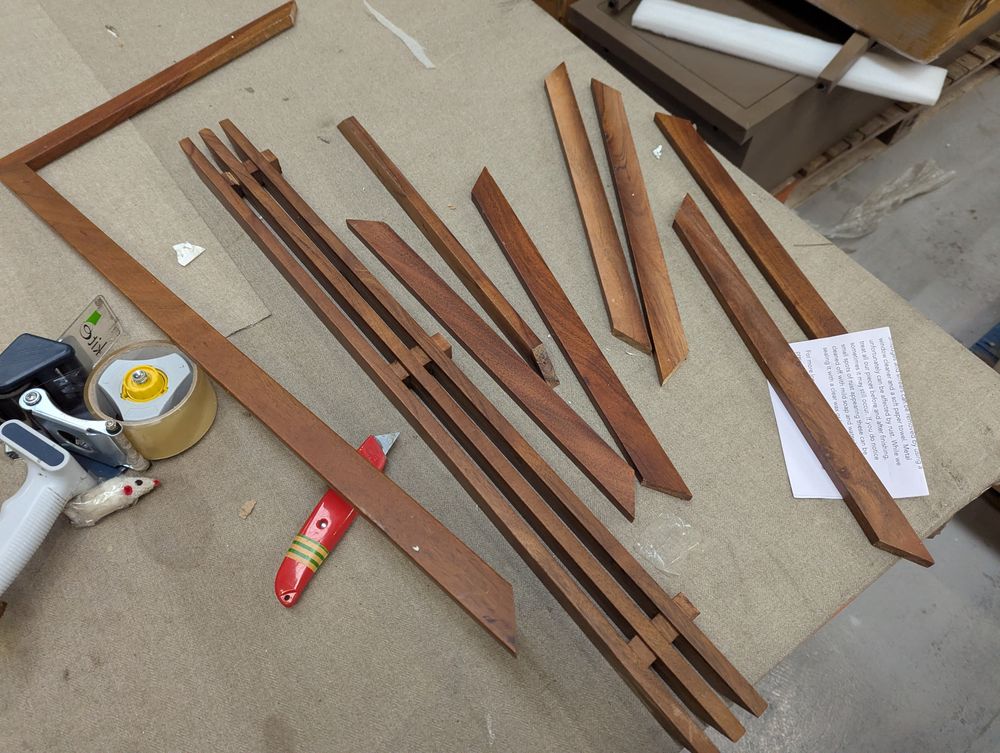 Lot of 4 x Swoon items grade-BER Spares or repair RRP £2206.00