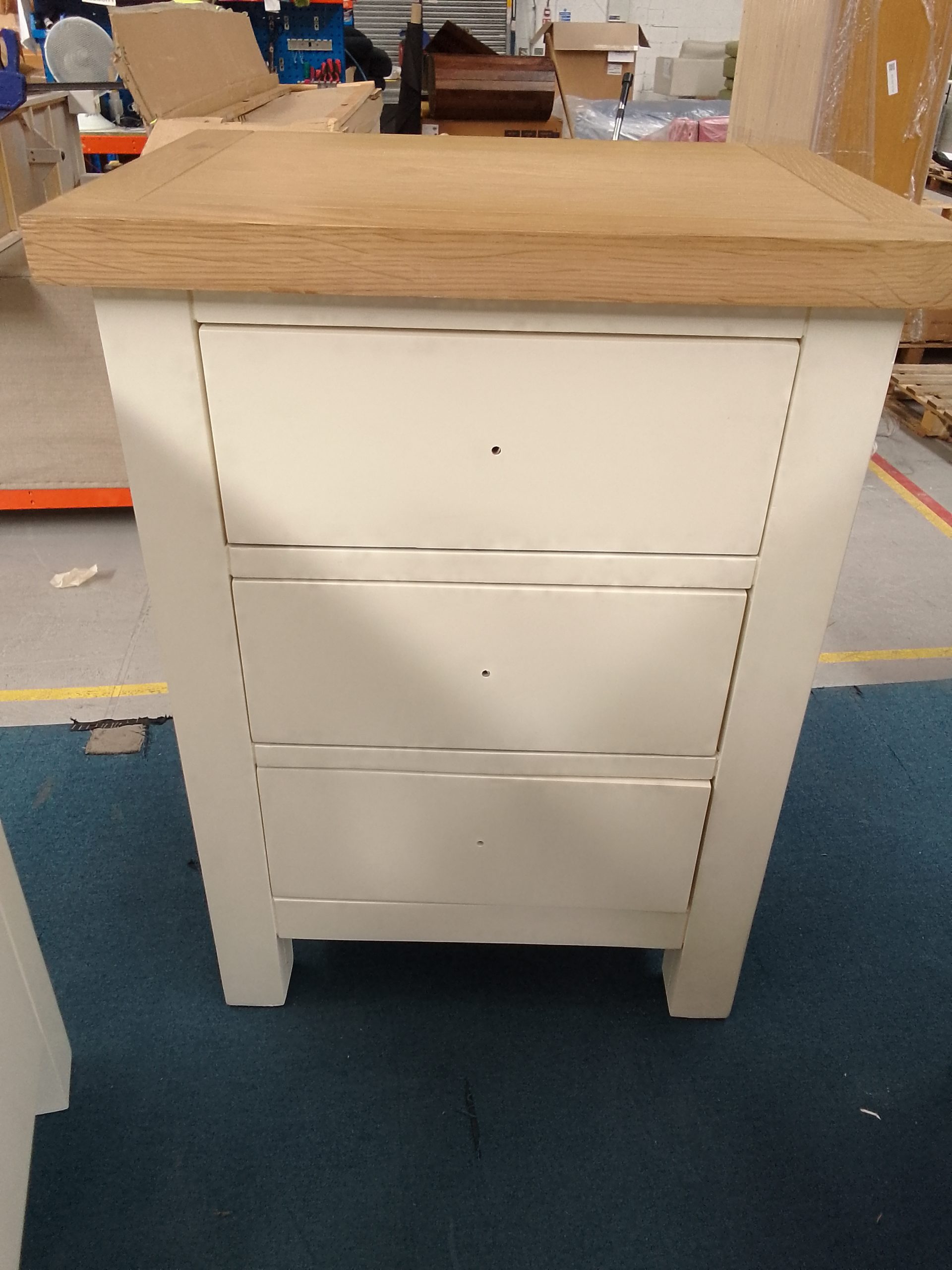 Lot of 2 x Roseland Furniture items grade-C1 Good with faults RRP £389.95 - Image 5